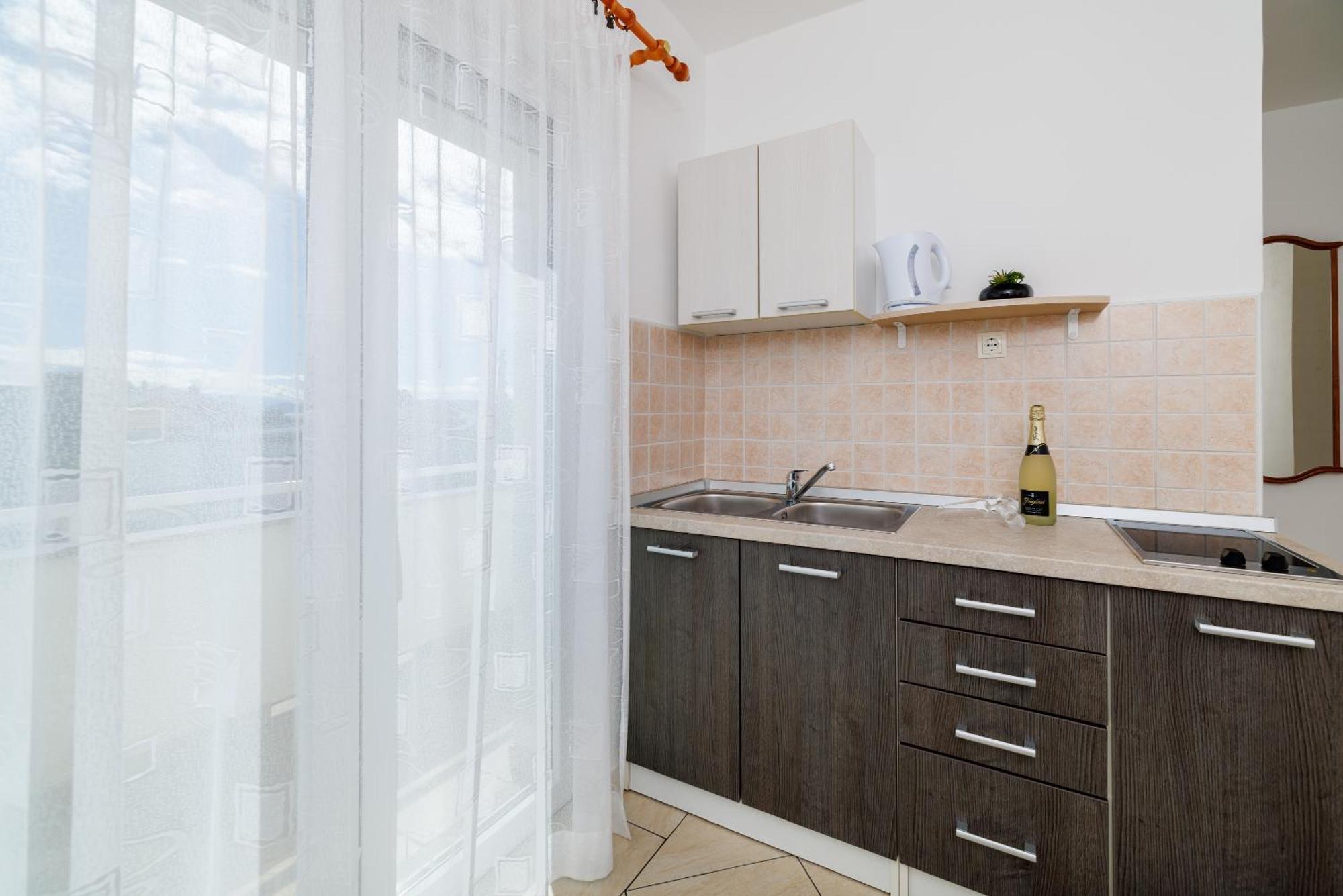 Apartments Maja Dramalj Ngoại thất bức ảnh